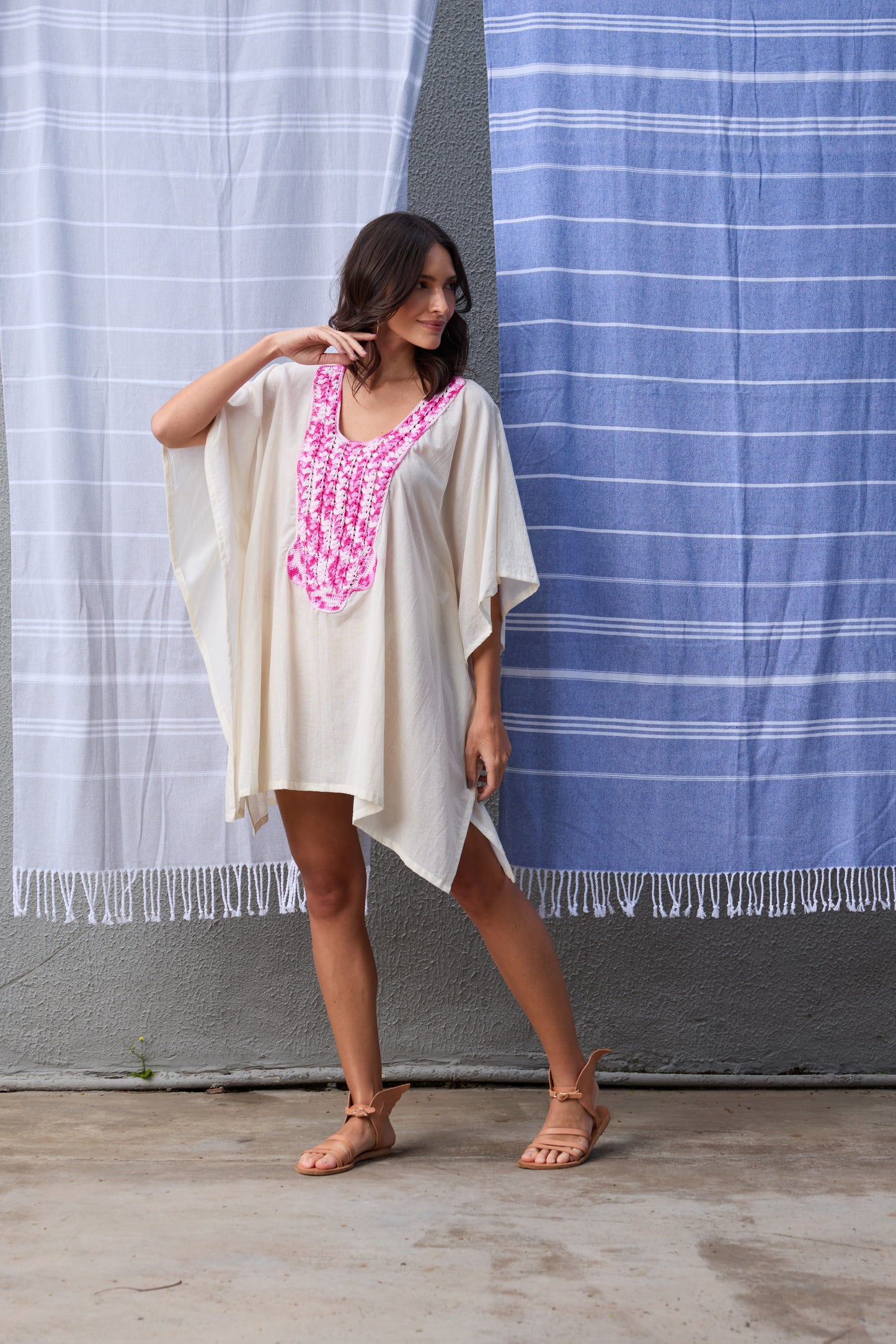 Caftan Saint Barth Crochê Curto