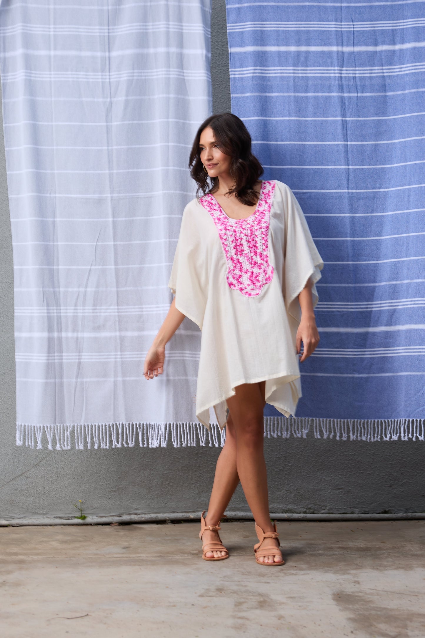 Caftan Saint Barth Crochê Curto