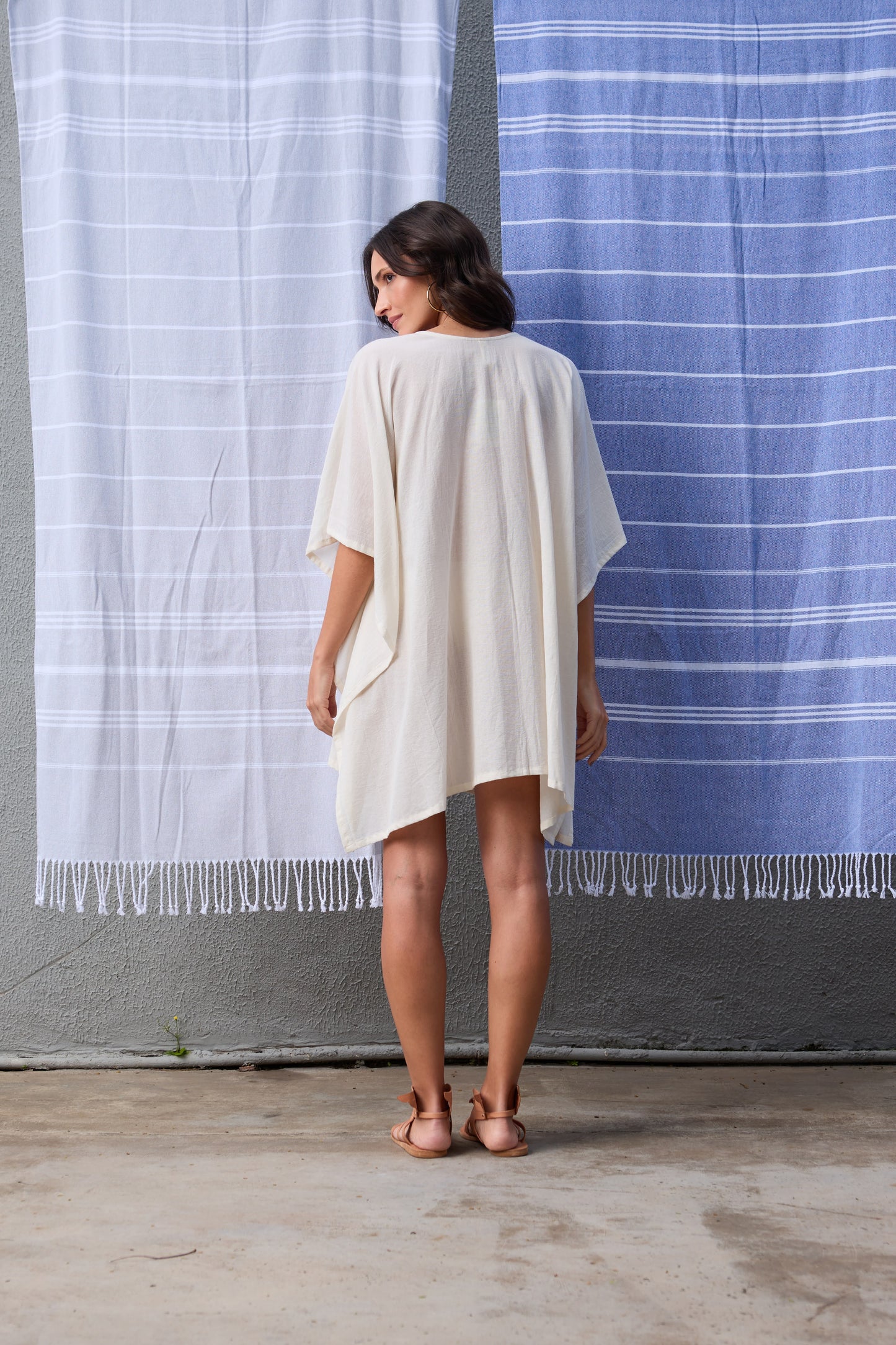 Caftan Saint Barth Crochê Curto