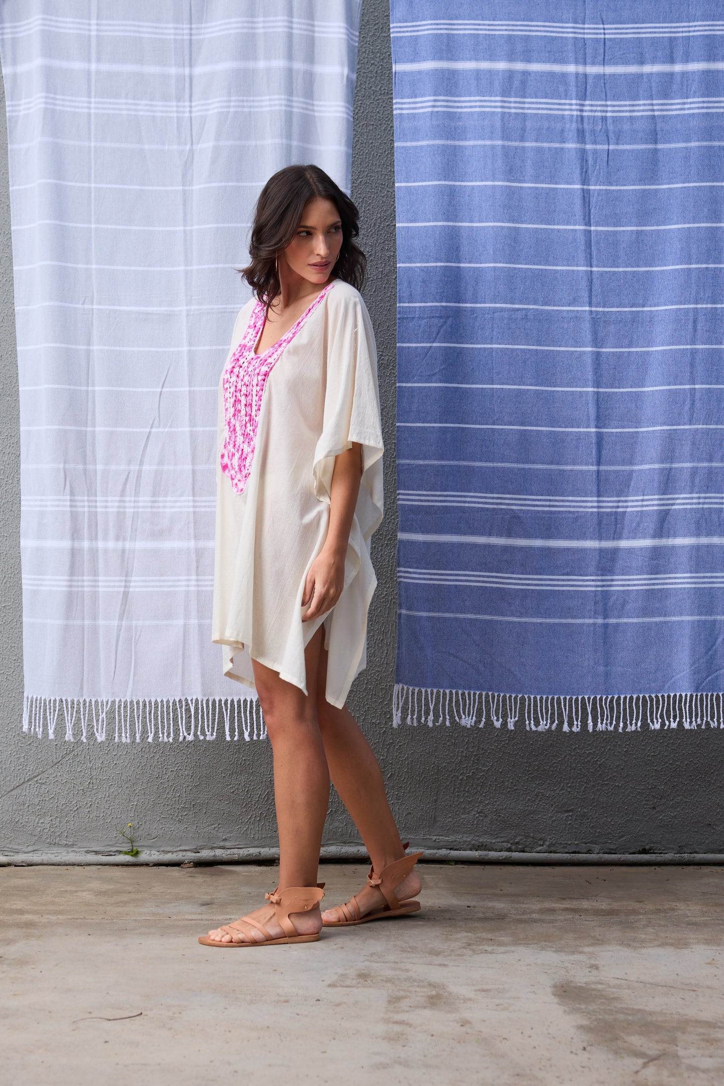 Caftan Saint Barth Crochê Curto