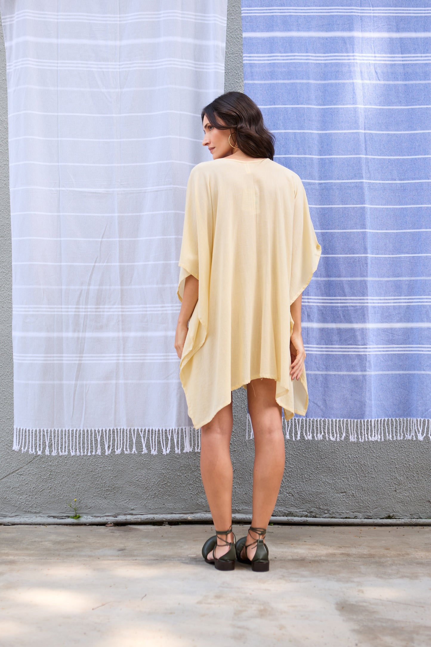 Caftan Saint Barth Crochê Curto