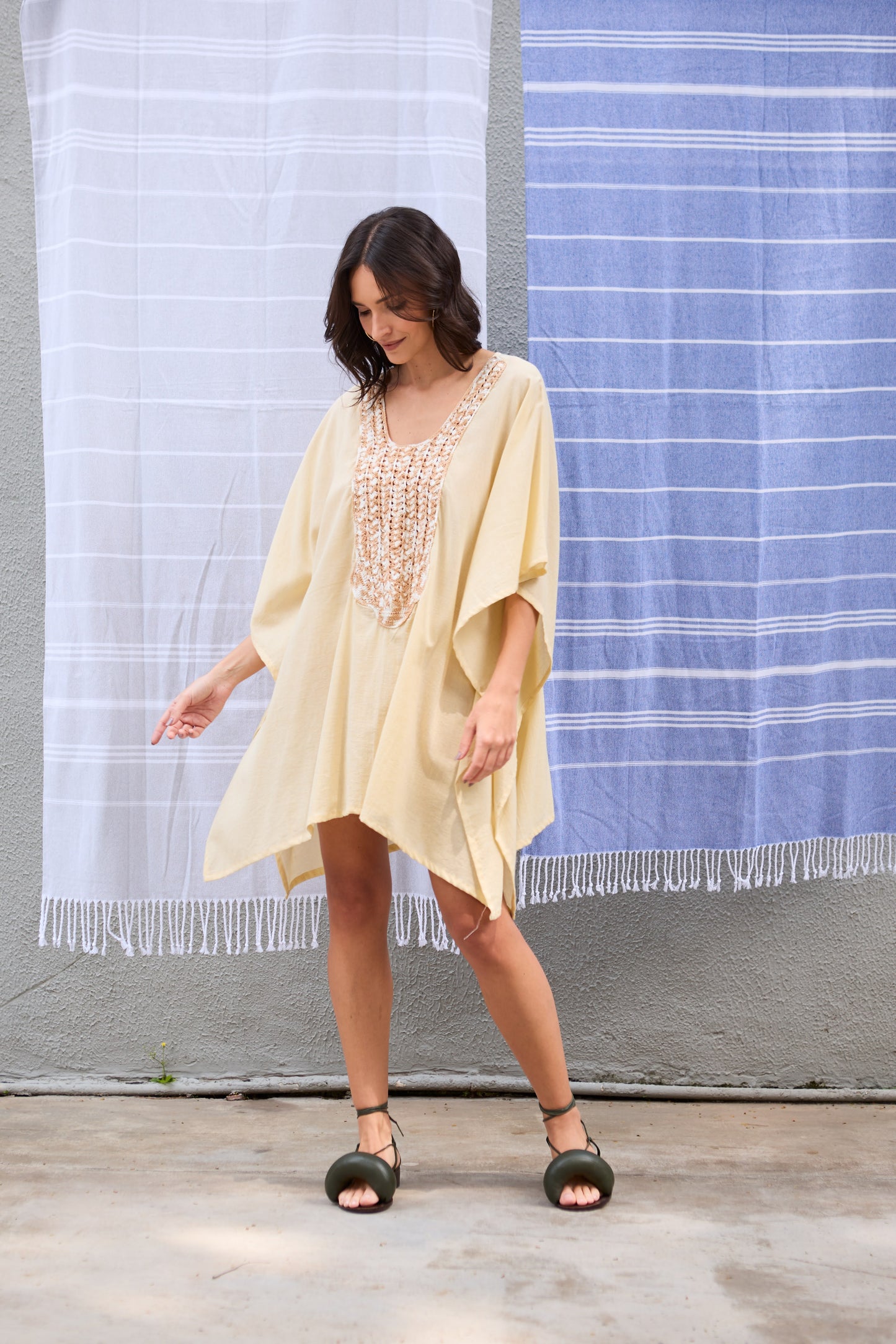 Caftan Saint Barth Crochê Curto